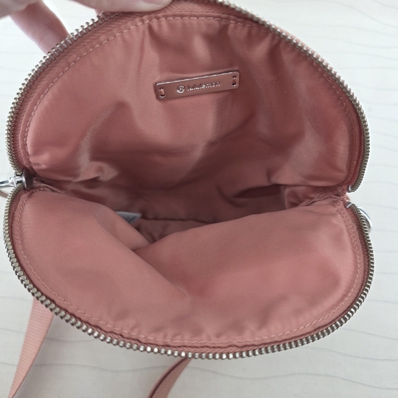 Lululemon Womens All Night Festival Bag Micro 1.5L Blush Silver Zipper Foldover - Picture 6 of 9